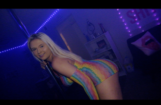 Juliana Marie & Matt Masturbate Together & Cum At The Same Time!!